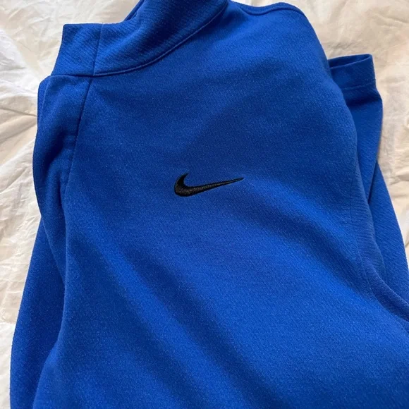 Nike quarter zip - Picture 2 of 6